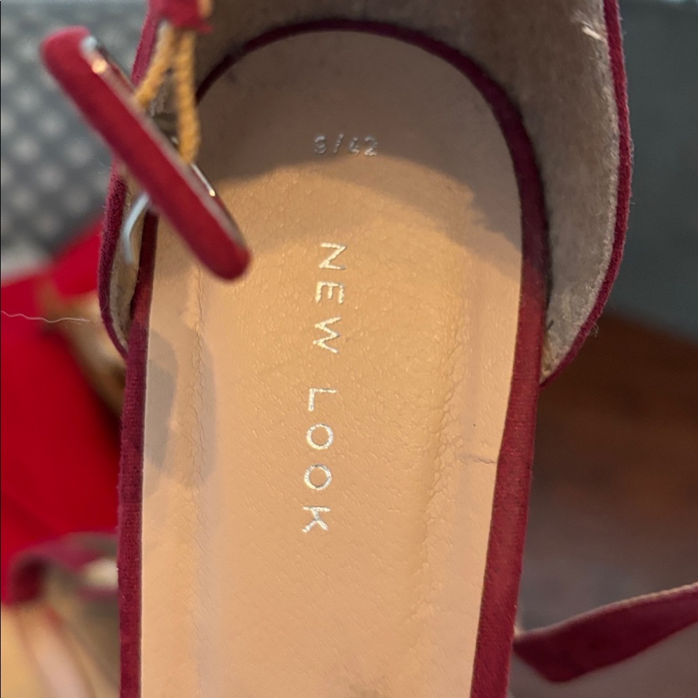 New Look Deep Red Block Heels - Picture 2 of 2